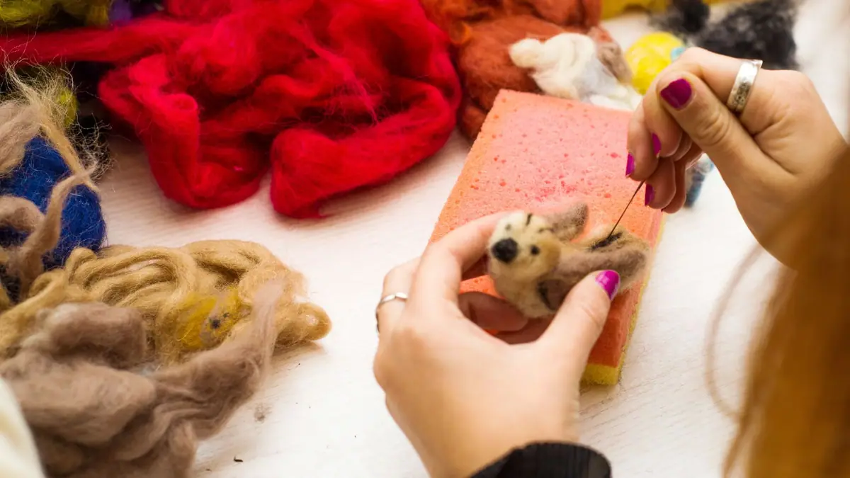 Coffee + Crafts: Fall Felting event image from Trail + nature calendars.